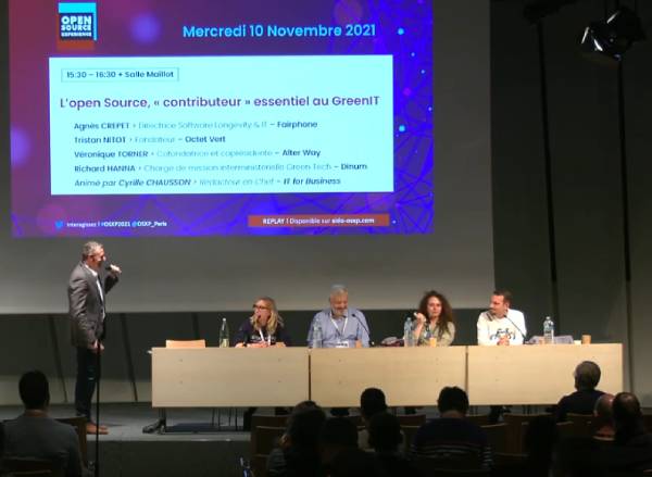 Voir la table ronde « L’Open Source, contributeur essentiel au GreenIT »
